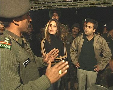 Kareena Kapoor celebrated Holi with Jawans