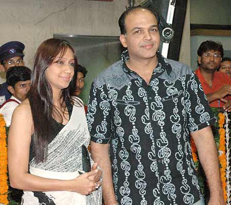 Ashutosh Gowariker with his wife Sunita