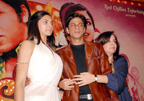 Deepika Padukone, Shahrukh Khan, Farah Khan at Audio release of Om Shanti Om  