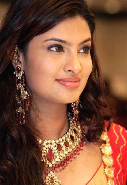 Miss India World 2004 Sayali Bhagat