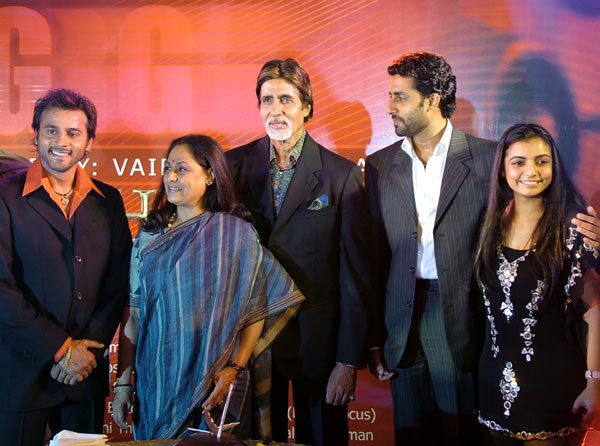 Amitabh Bachchan, Abhishek and Jaya Bachchan