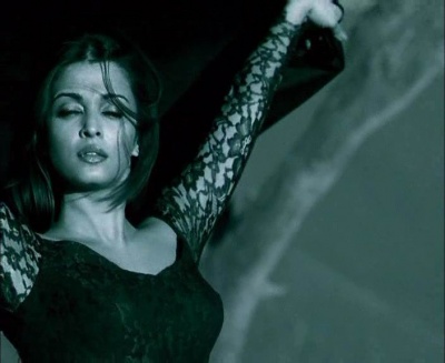 Aishwarya Rai / Aishwarya Rai Bachchan - Bollywood Photos