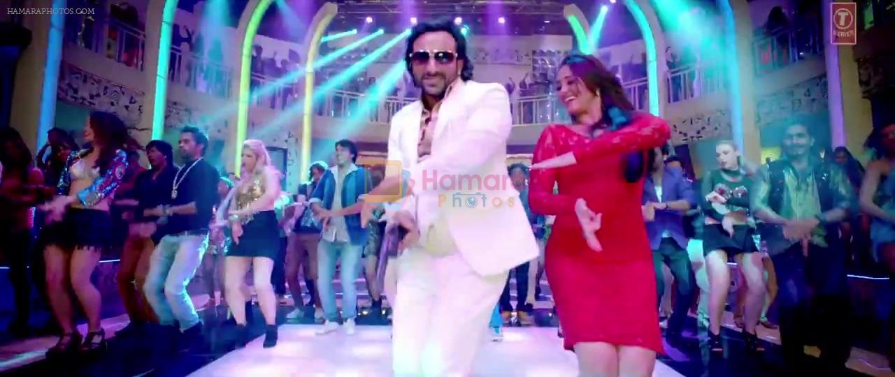 Saif Ali Khan and Sonakshi Sinha in Tamanche Pe Disco song in movie Bullett Raja