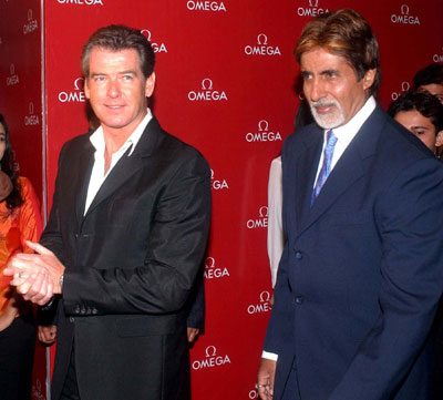 Pierce Brosnan with Amitabh Bachchan
