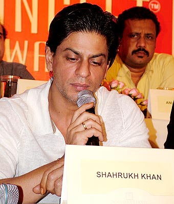 Shahrukh to perform at Sangeet awards in USA