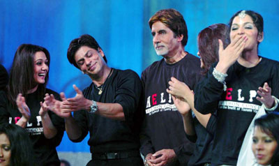 Amitabh Bachchan with Shahrukh Khan & Priety Zinta