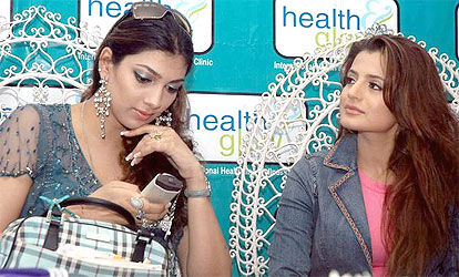 Amisha Patel with Yukta Mookhey