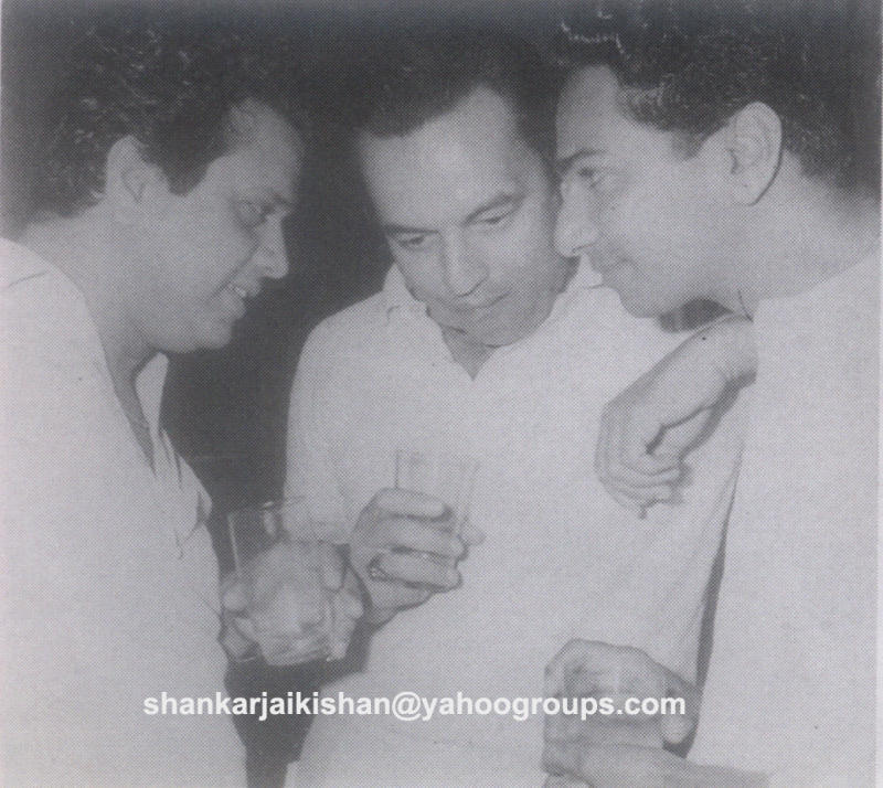 jaikishan with mukesh and dattaram