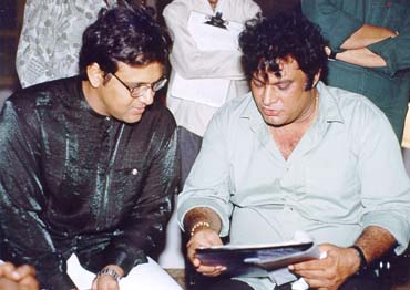 Director Vimal Kumar and Govinda On The Set Of Raja Ji