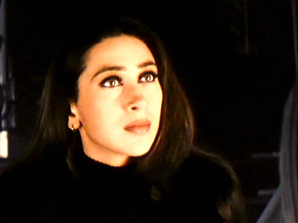 Karishma Kapoor / Karishma Kapoor - Bollywood Photos