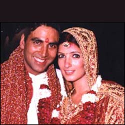 Akshaye and Twinkle wedding picture