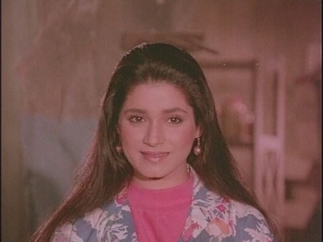 Neelam Kothari (Sindoor - 1987)