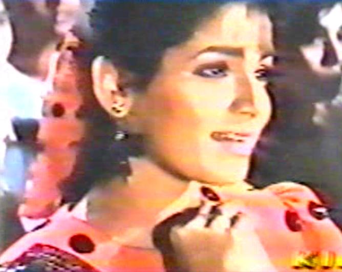 Neelam Kothari - Mitti Aur Sona (1989)