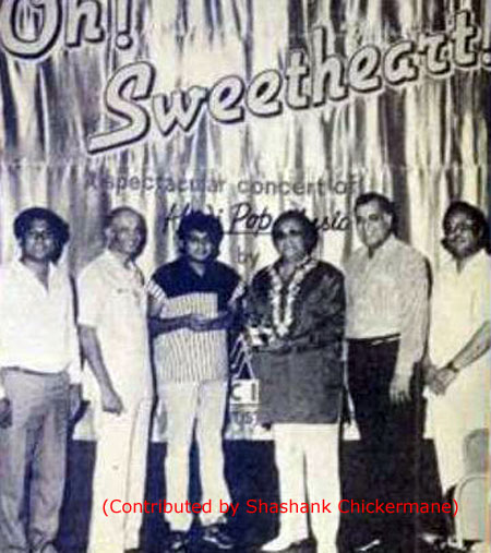 Kishore with Amit and others(Contributed by Shashank Chickermane)