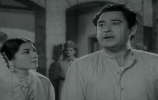 Kishoreda with Naaz in the film