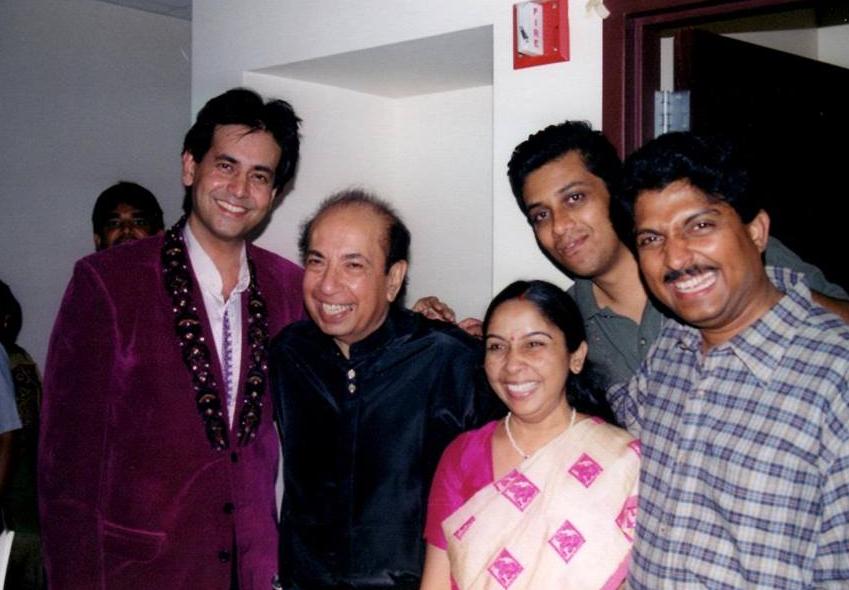 Mahendra Kapoor with his family