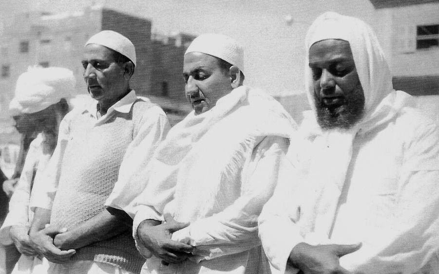Mohammad Rafi with his elder brother Mohammed Deen in the Haj in 1970