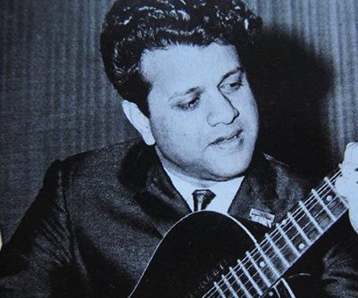 Jaikishan playing Guitar
