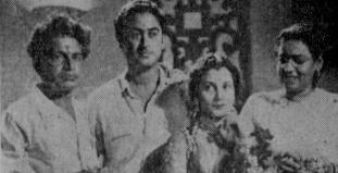 Kishoreda with others in the film scene 