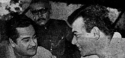 Kishoreda discussing with Mehmood