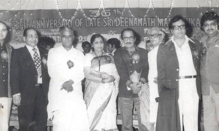Mohdrafi with RDBurman, Asha Bhosale, Balsubramanyam, Majrooh, Nasir Hussain & others in a function