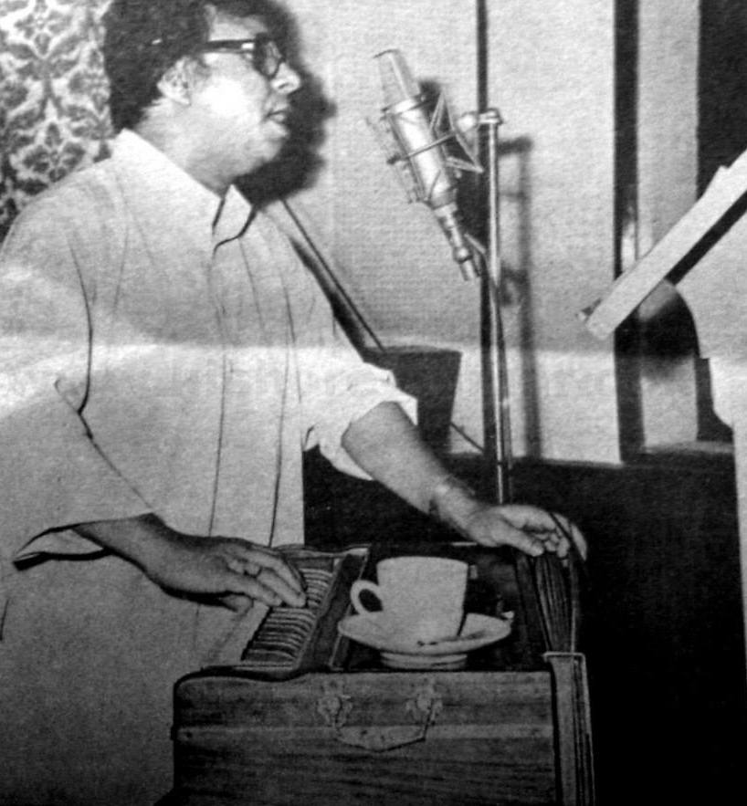 RD Burman recording a song in the studio