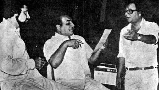 Mohd Rafi rehearsalling a song with RD Burman & Sanjay Khan for the film "Abdullah" in the recording studio
