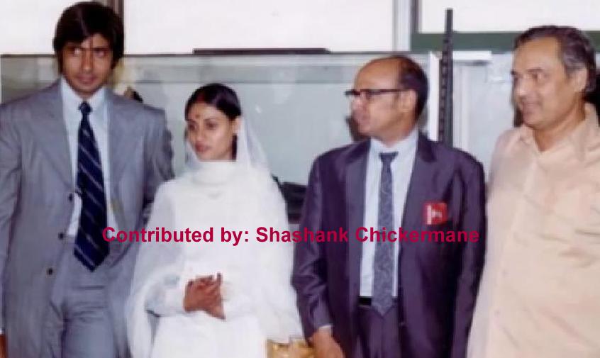 Mukesh with Amitabh Bachchan, Jaya & others