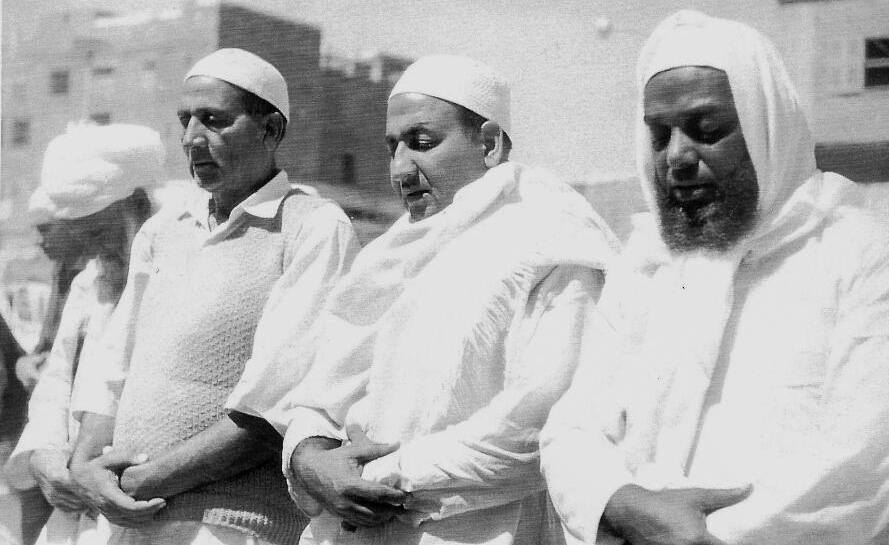 Mohd Rafi with his brother & others in 'Haj'.