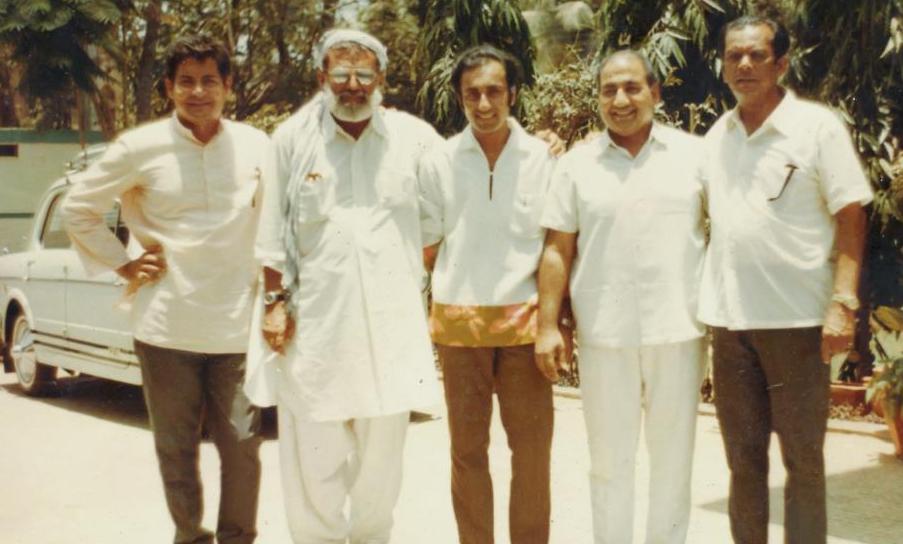 Mohd Rafi with Johnny Walker and team