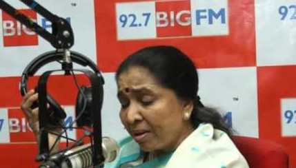 Asha Bhosale in FM Radio