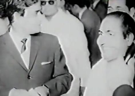 Rafi with Dilip Kumar in the premier show
