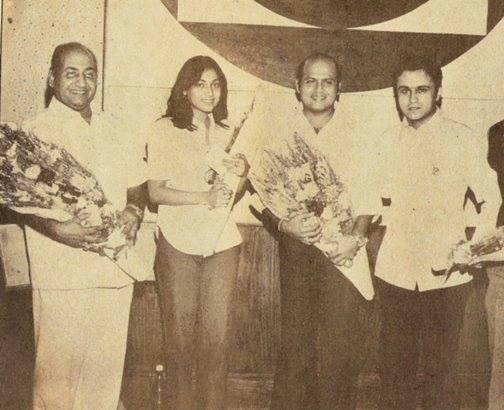 Rafi with Tina Munim, Rajesh Roshan & Amit Khanna in the recording studio