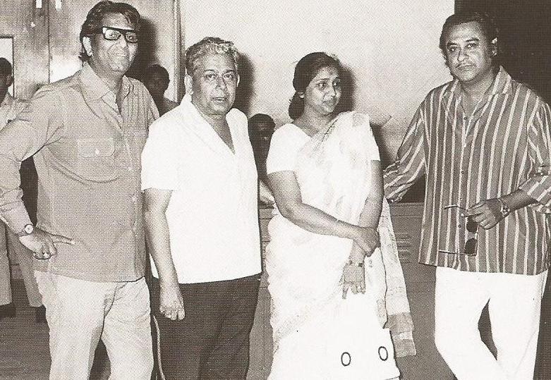 Kishoreda with Asha Bhosale, Chitragupta & others