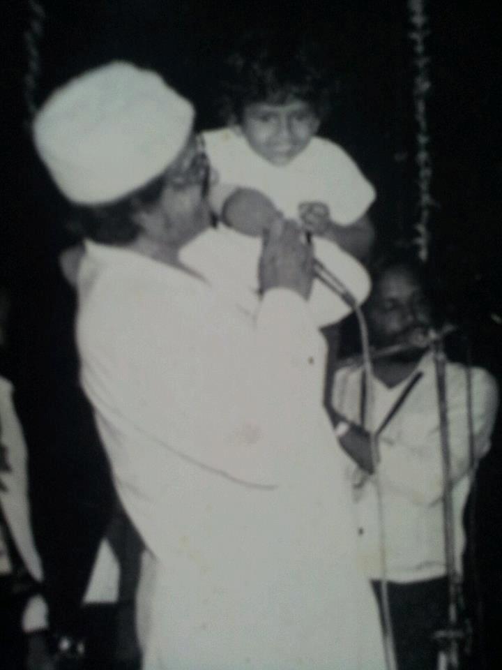 Kishoreda with his son Sumeet in a concert