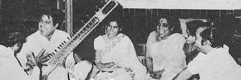 Mahendra Kapoor with Dilip Kumar & others