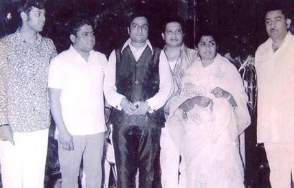 Lata with Laxmikant Pyarelal, Raj Kapoor, Shailendra & others