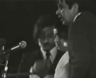Lata with Dilip Kumar in the concert