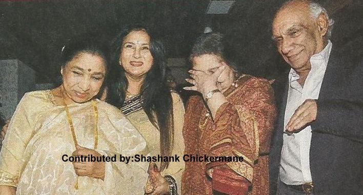 Asha with Poonam Dhillon, Pramila Chopra & Yash Chopra in a function