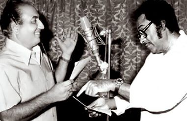 Mohd Rafi singing duet song with Kishoreda