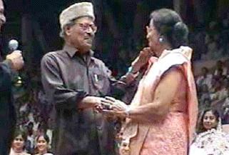 Mannadey with his wife