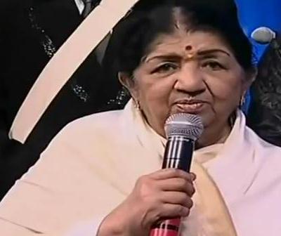 Lata in the Awards function