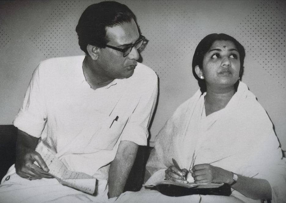 Hemant Kumar with Lata Mangeshkar