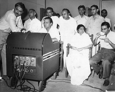 Talat Mohd with Lata, C Ramchandra & others