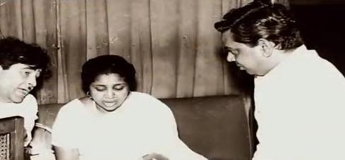 Asha Bhosale with Raj Kapoor & Shailendra in the recording studio