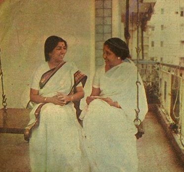 Lata with Asha Bhosale