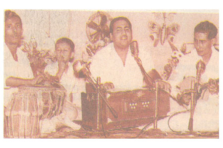 Rafi sahib singing 