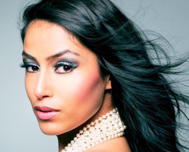 Poonam Mehmi Miss India UK Photoshoot