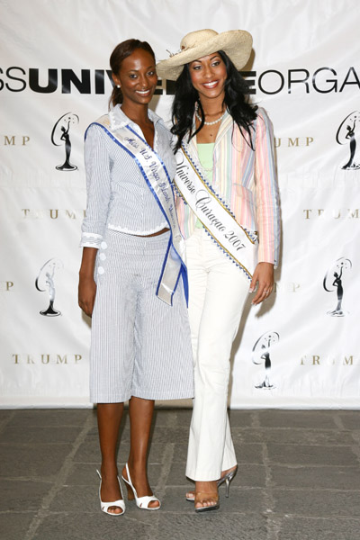 Renata Christian Miss Universe US Virging Islands and Naemi Monte, Miss Universe Curacao 2007-6