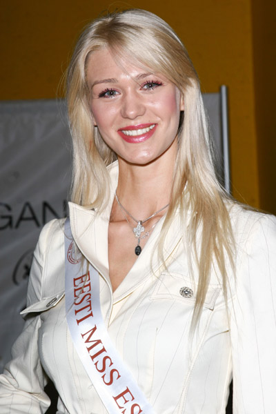 Victoria Azovskaya, Miss Universe Estonia 2007-4